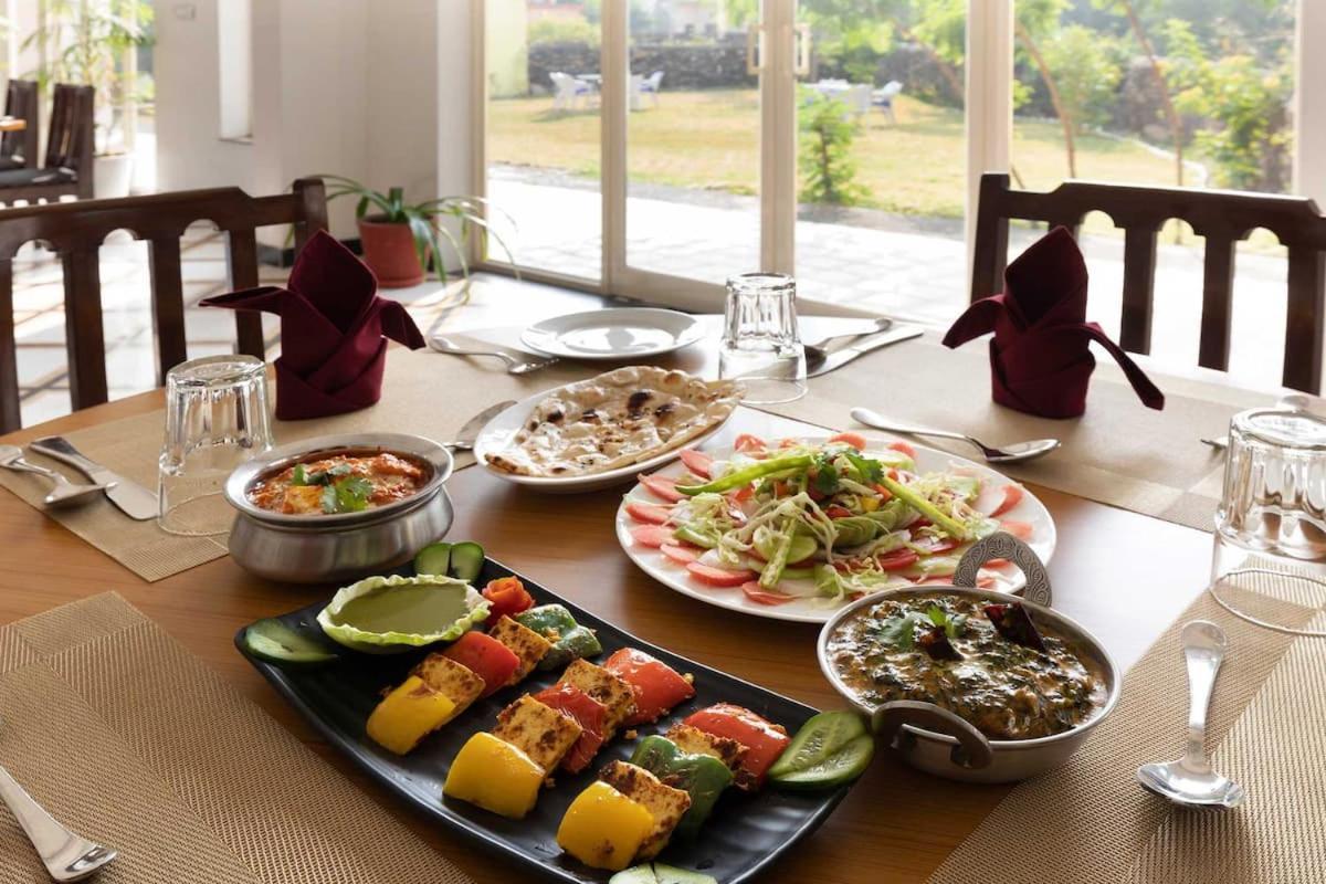 Jag Aravali Resort Udaipur By Naina Staycation - Best For Corporate Events - Family Parties - Mice 外观 照片