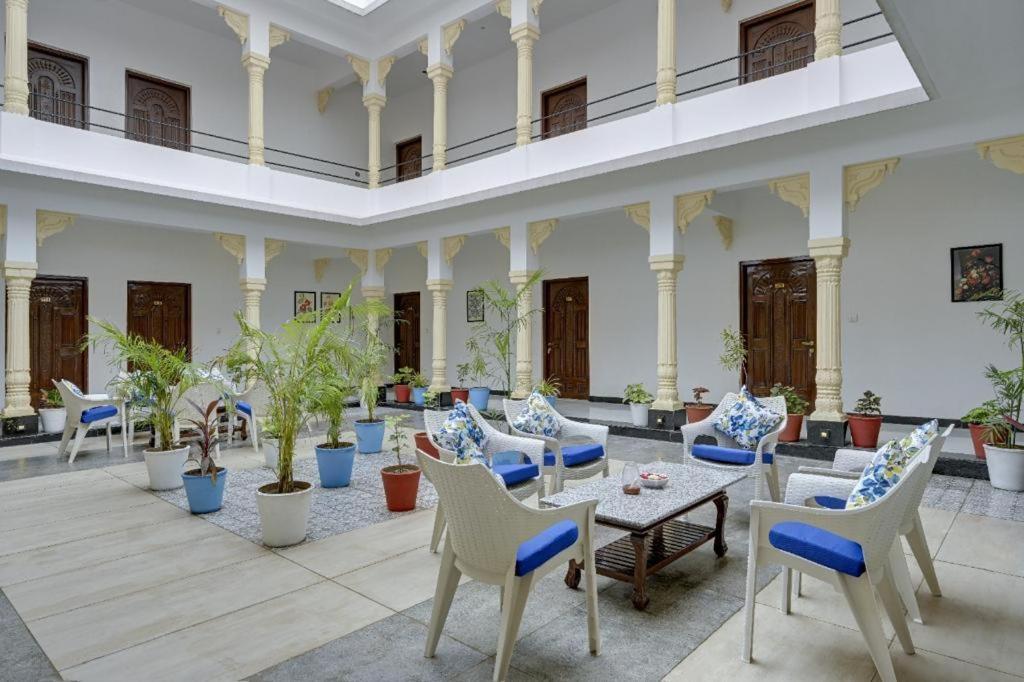 Jag Aravali Resort Udaipur By Naina Staycation - Best For Corporate Events - Family Parties - Mice 外观 照片