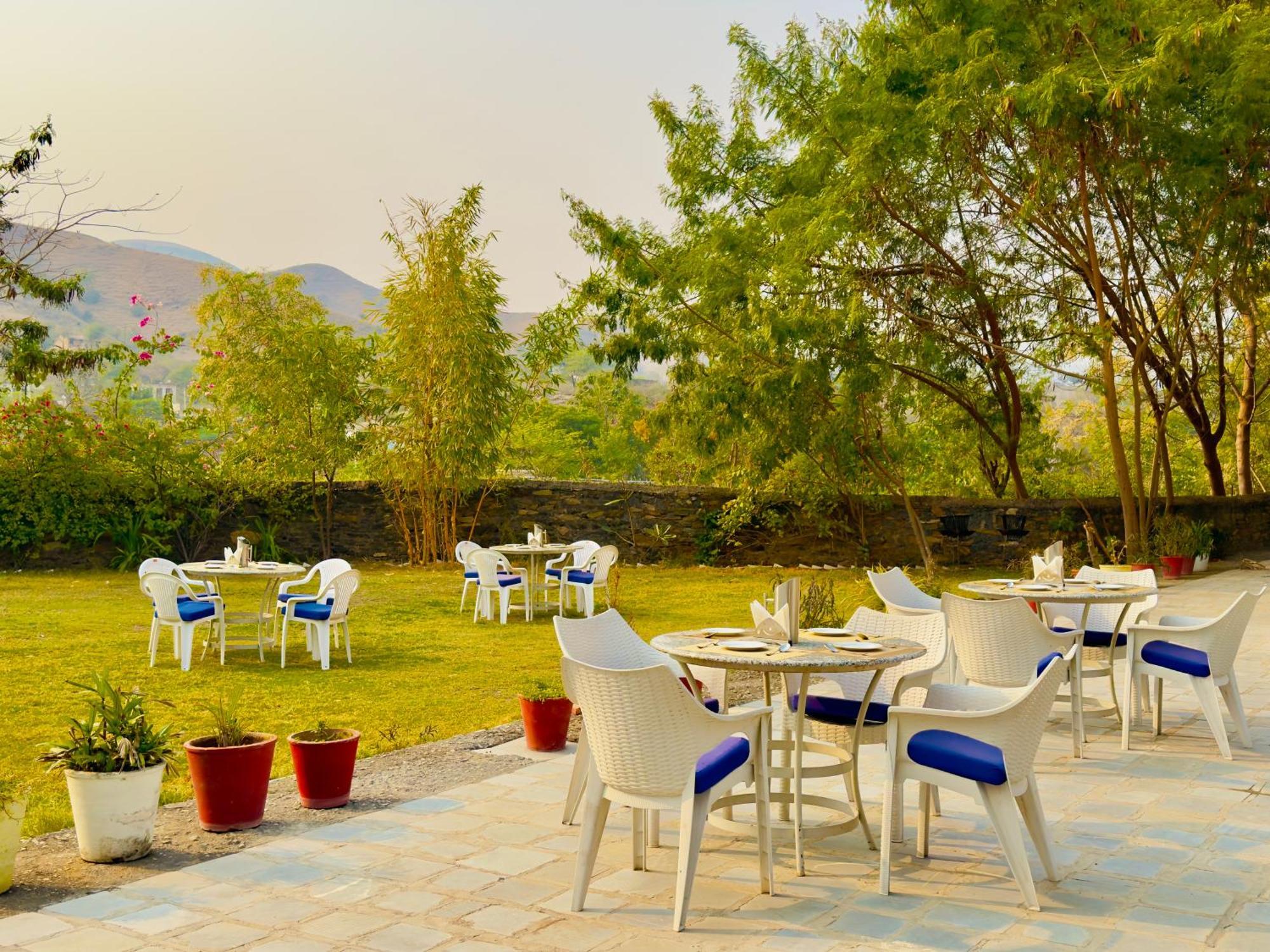 Jag Aravali Resort Udaipur By Naina Staycation - Best For Corporate Events - Family Parties - Mice 外观 照片